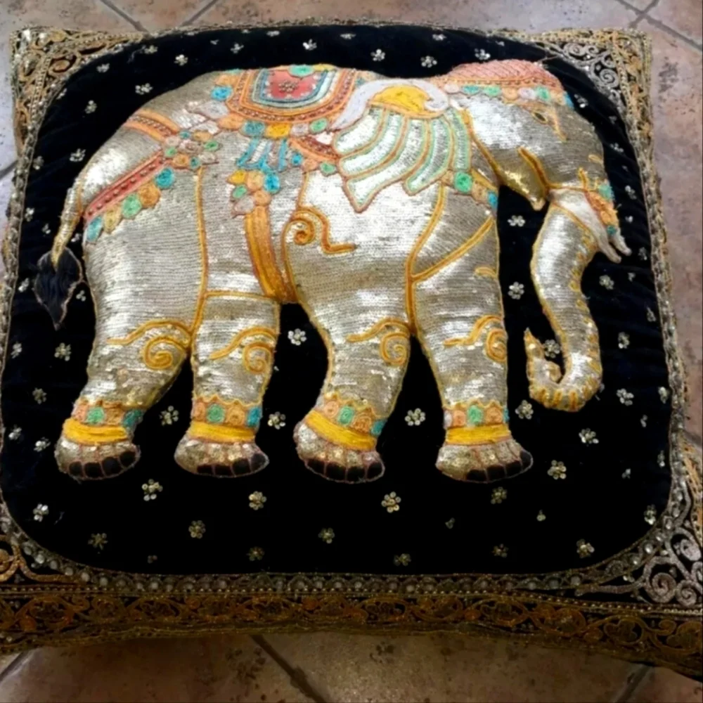N/A burmese art
